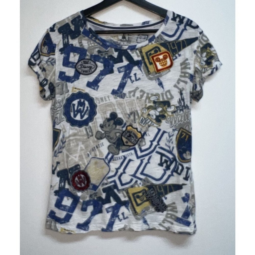 Disney Parks Womens Mickey Badges Patches T-shirt Size M White Blue Gray S/S Tee